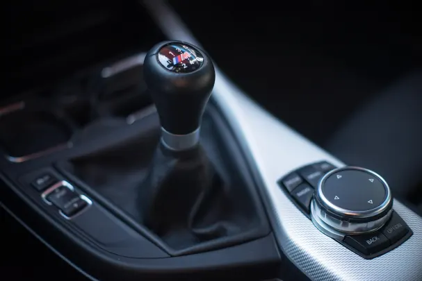 카지노 에스트렐라 안드로이드/iOS 앱